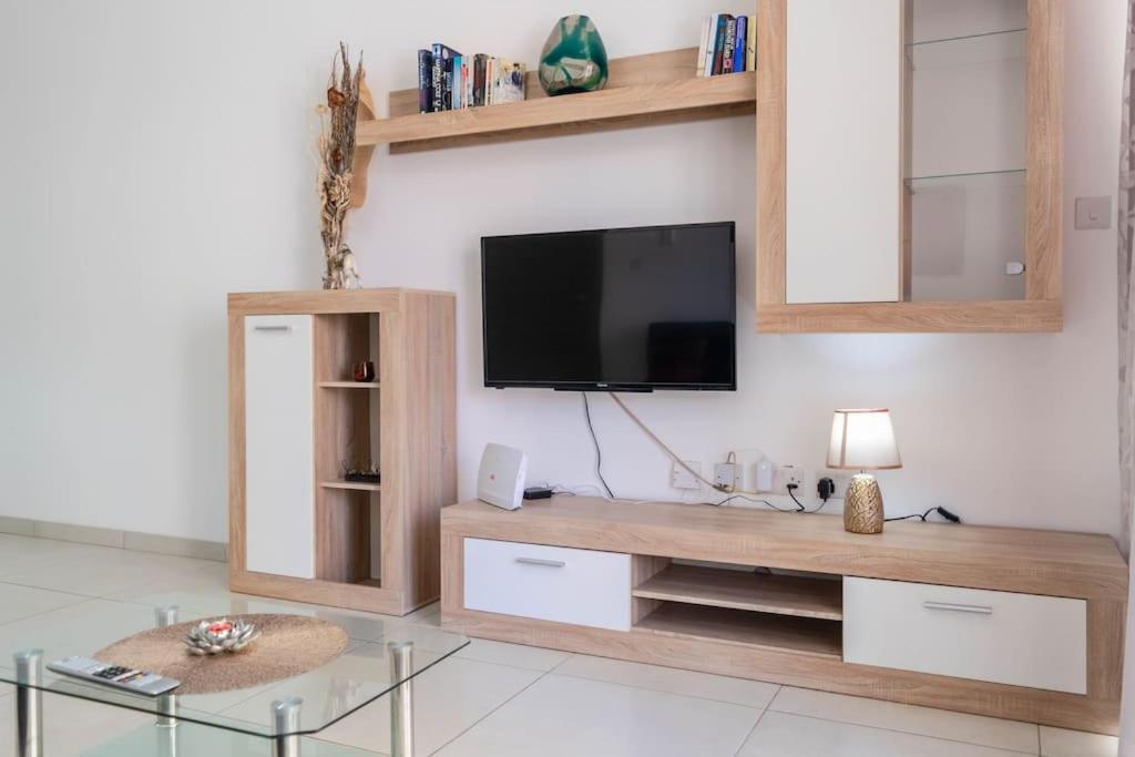 Cozy Close To The Sea 4 Apartment